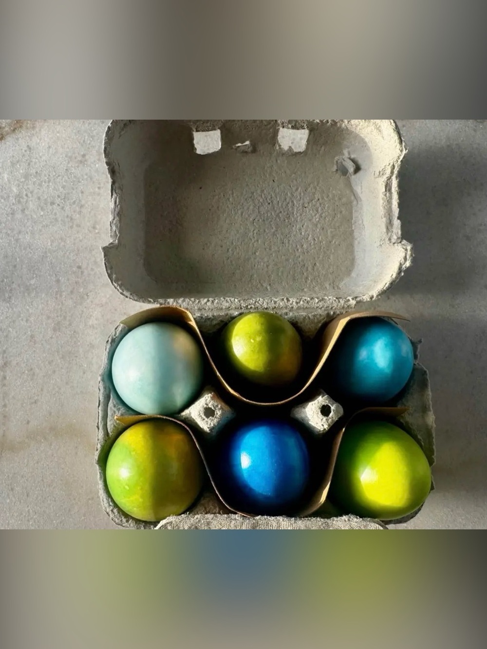 New Williams Sonoma Alabaster Eggs in Green and Blue